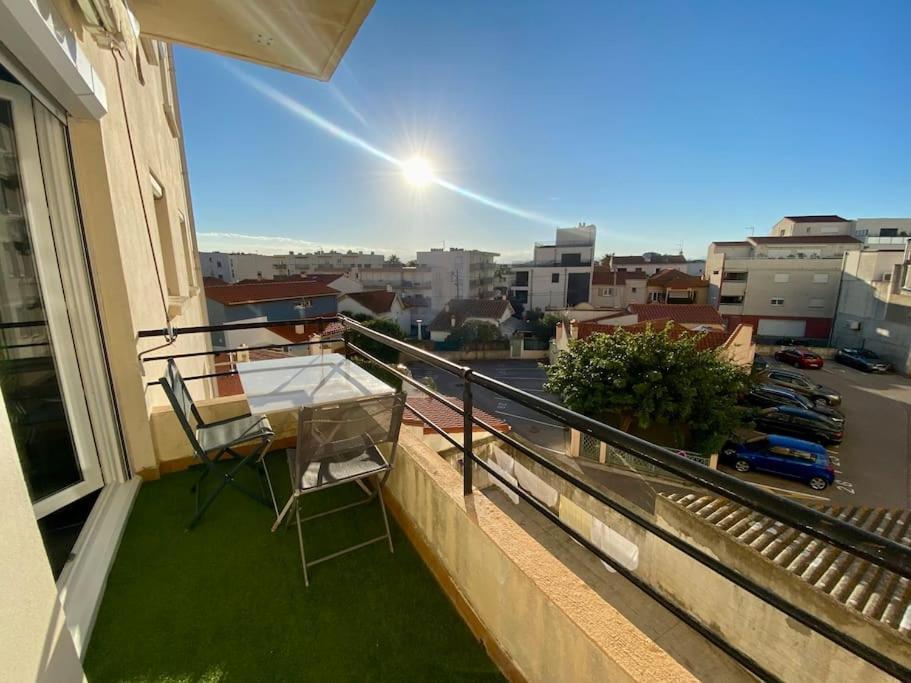 Appart T2 Calme - Centre De Canet - Parking - Clim Экстерьер фото